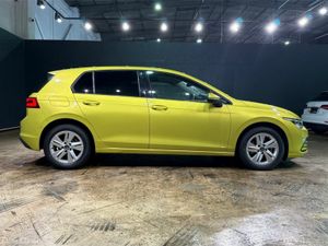 Volkswagen Golf ETSI ACTIVE - FACTORY ALLOYS - PAD - Image 3