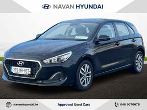 Hyundai i30 Petrol Deluxe Turbo - Image 4