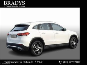 Mercedes-Benz GLA GLA 200d  Premium Package--1 Own - Image 3