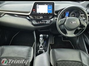 Toyota C-HR ** 1.8 HYBRID ** AUTO ** HUGE SPEC ** - Image 2
