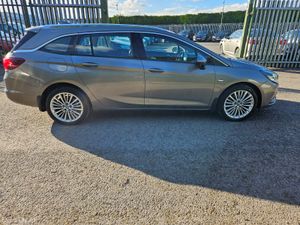 Opel Astra 2017 1.6 CDTI ELIETE AUTO TOURING - Image 4