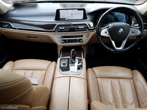 BMW 7-Series 730d Se - Image 4