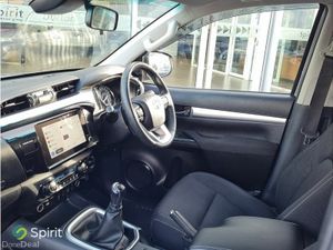 Toyota Hilux HILUX 2.8 SR5 MANUAL - Image 3