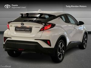 Toyota C-HR HYBRID SPORT - Image 2