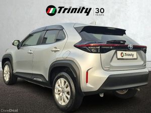 Toyota Yaris Cross ** 1.5 HYBRID ** AUTO ** HUGE S - Image 3