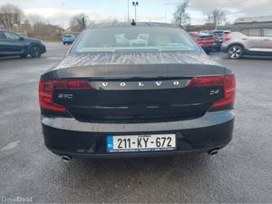 Volvo S90 D4 MOMENTUM AT 4DR AUTO - Image 2