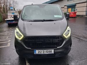 FORD TRANSIT CUSTOM/2021/AUTOMATIC/9 SEATER/WAV - Image 2