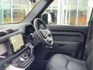 Land Rover Defender 110 350D XDYNAMIC - Image 3