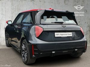 Mini Cooper Cooper E - Image 3