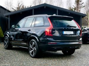 2023 Volvo XC90 T8 Recharge Plus Dark Theme - Image 4
