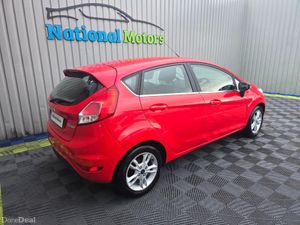 2015 Ford Fiesta 1.2 Petrol ZETEC - Image 3