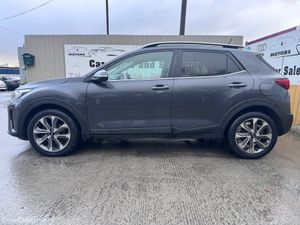 181 Kia Stonic 1.4I Low Miles High Spec Warranty - Image 4