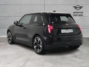 Mini Cooper Cooper SE - Image 3