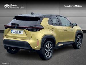 Toyota Yaris Cross LunaSport - BiTone - 1.5 Hybrid - Image 2