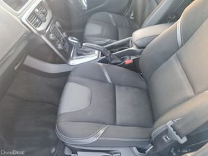 Volvo V40 1.6Petrol T4 SE Automatic  (3687) - Image 2