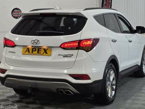 Hyundai Santa Fe DIESEL ESTATE - Image 4