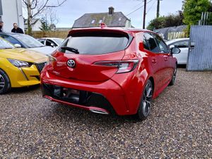 Toyota Corolla Sport 1.2 Manual - Image 2