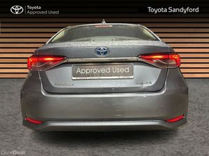 Toyota Corolla VERY LOW MILEAGE LUNA SALOON // TOY - Image 4