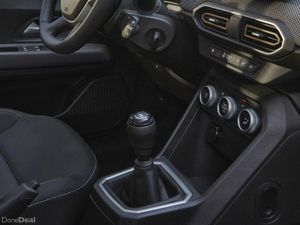 Dacia Sandero Stepway Expression TCe 110 *ORDER YO - Image 3