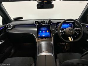 Mercedes-Benz GLC GLC 300 Urban Edition E 4MATIC - Image 4