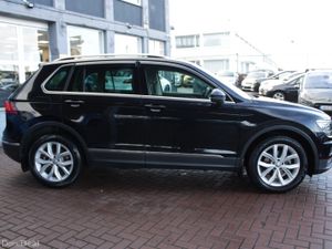 2.0 TDI 4 MOTION HIGHLINE 5DR ESTATE AUTO - Image 3