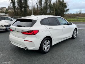 BMW 1-Series 118D 2.0 DIESEL SPORT AUTOMATIC // LE - Image 4