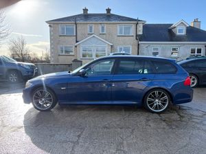 11 Bmw 320D Sport Plus Estate Manual - Image 4