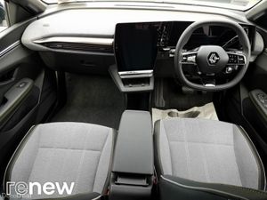 Renault Megane E-Tech TECHNO 60 KWH GSR2 - Image 3