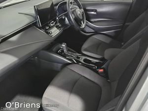 Toyota Corolla 1.8 Hybrid Luna Saloon - Image 4