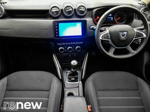 Dacia Duster Prestige Blue dCi 115 RE 5DR - Image 3