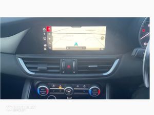 Alfa Romeo Giulia Saloon Veloce - Image 4