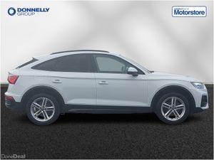 Audi Q5 Diesel Estate S Line - Image 2