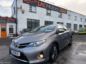 Toyota Auris 2015 - Image 3