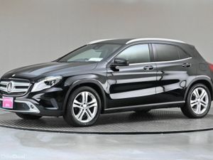 Mercedes-Benz GLA GLA 180 **HALF LEATHER**REVERSE - Image 3