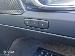 Volvo EX40 Fully Electric, Single Moto,r Extended - Image 4