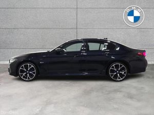 BMW 5-Series 530e M Sport Saloon - Image 3