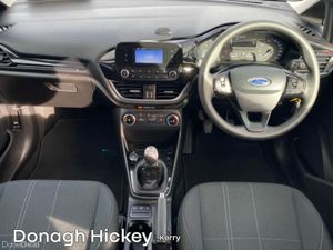 Ford Fiesta 1.1L 70 PS Zetec - Image 2