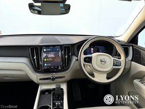 Volvo XC60 T6 AWD PHEV Plus Dark - Image 4
