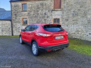 Nissan Qashqai diesel ( NCT and TAX ) - Image 4