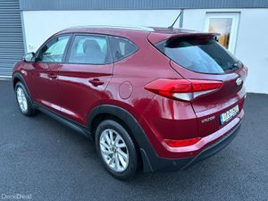 171 Hyundai Tucson 1.7 CRDI Comfort Plus - Image 3