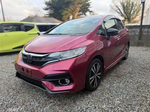 Honda fit S package **2017** - Image 3
