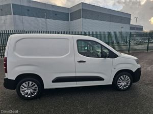 Peugeot Partner 1.5 HDI, PROFESSIONAL PLUS, VAT IN - Image 3