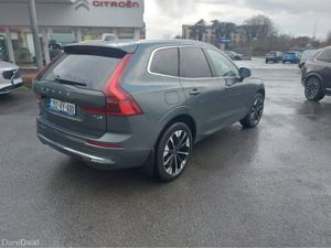 Volvo XC60 MY26 T6 AWD PLUG-IN HYBRID - Image 4