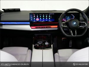 BMW 5-Series *PANORAMIC SUNROOF, TECH PACK AND 20” - Image 4