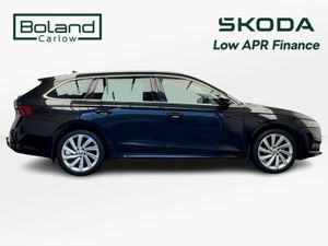 Skoda Octavia 2.0TDI STYLE COMBI *DSG 150BHP* €110 - Image 4