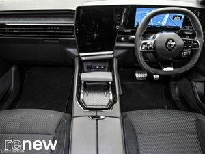 Renault Austral techno esprit Alpine E-Tech 200 - Image 3