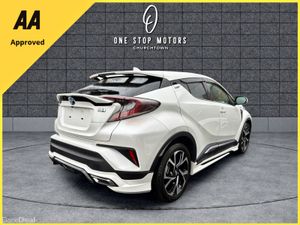 2018 Toyota C-HR HYBRID *LUNA SPORT AERO)*77,000K - Image 2