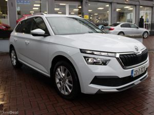 1.0 TSI  STYLE EDITION 110BHP 5DR ESTATE 49,000KMS - Image 2