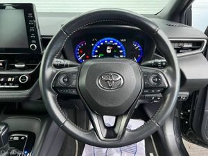 Toyota Corolla WXB 1.8 HYBRID // HEADS-UP DISPLAY - Image 4