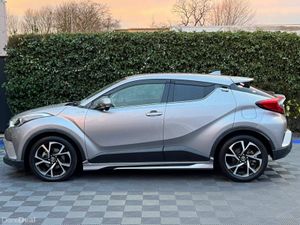 Toyota C-HR G-LED EDITION 1.8 HYBRID // HEATED SEA - Image 3